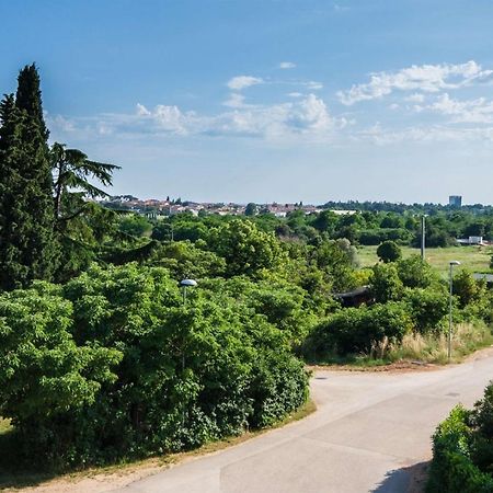 Apartments Dara Умаг Экстерьер фото