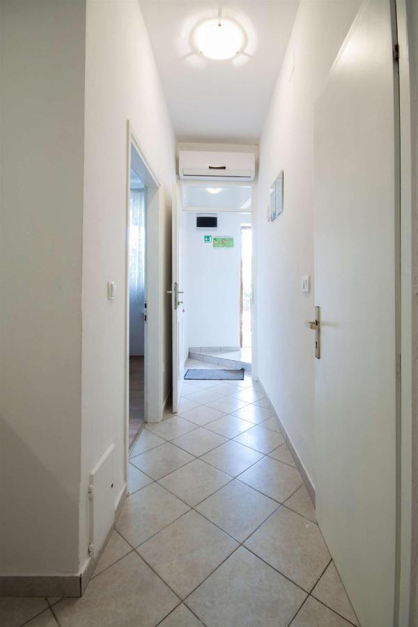 Apartments Dara Умаг Экстерьер фото