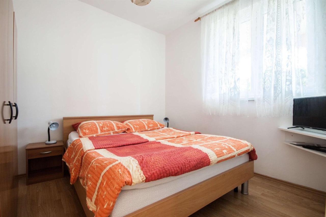 Apartments Dara Умаг Экстерьер фото