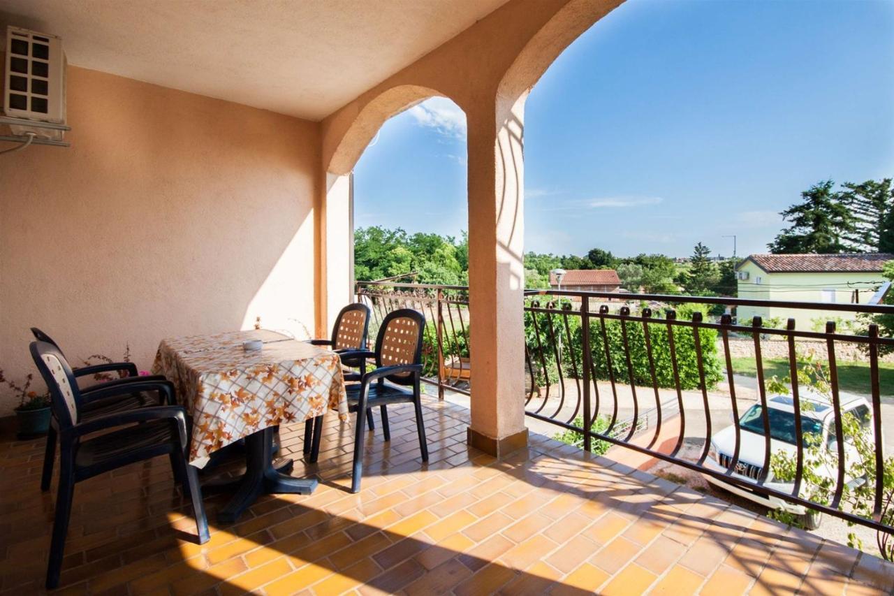 Apartments Dara Умаг Экстерьер фото