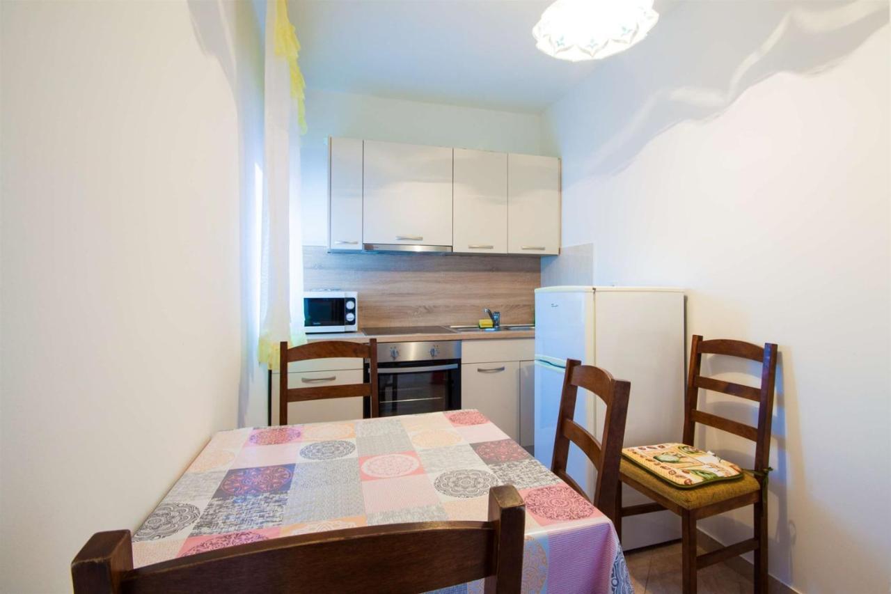 Apartments Dara Умаг Экстерьер фото