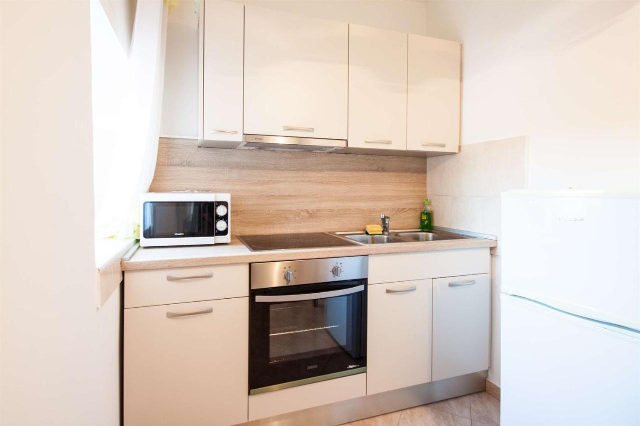 Apartments Dara Умаг Экстерьер фото