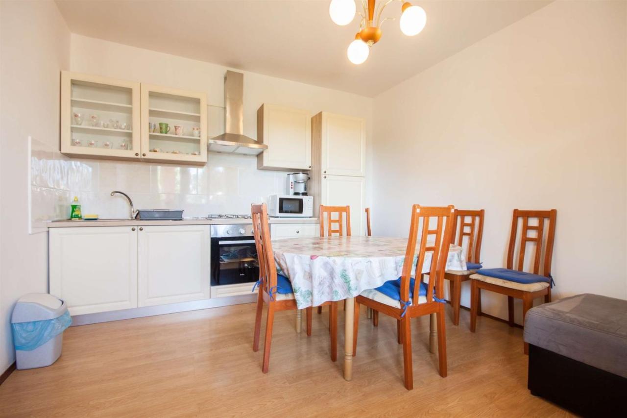 Apartments Dara Умаг Экстерьер фото